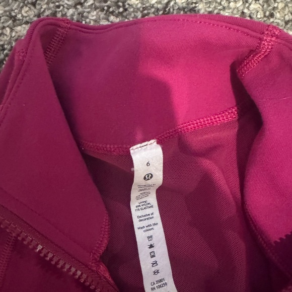 lululemon define jacket - Picture 3 of 3